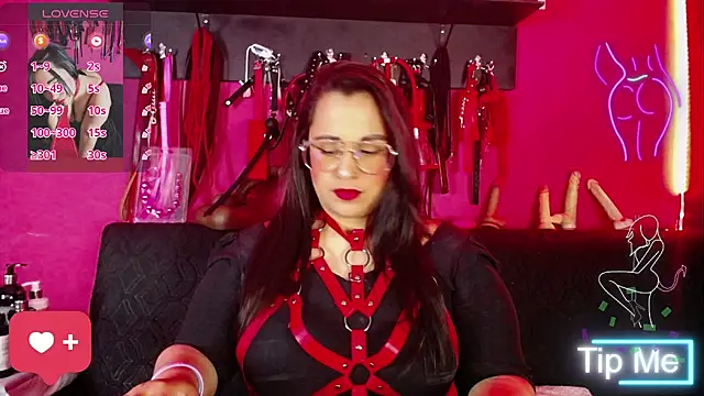 Snapshot of shannon_queen- chatting on August 2, 3:05 am shannon queen- online show from August 2, 3:05 am