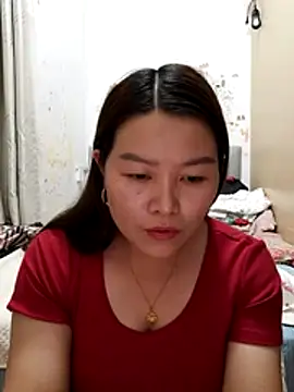 Jennie dogy online show from May 5, 3:20 pm