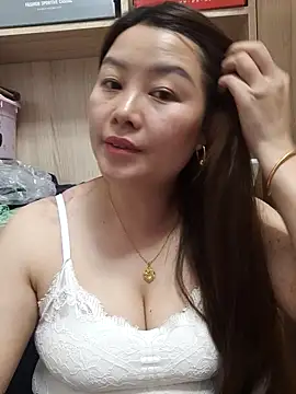 Jennie dogy online show from May 14, 2:24 pm
