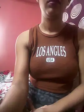Snapshot of komalsharma99 chatting on May 1, 5:12 am komalsharma99 online show from May 1, 5:12 am