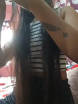 Snapshot of komalsharma99 chatting on May 14, 10:00 am komalsharma99 online show from May 14, 10:00 am