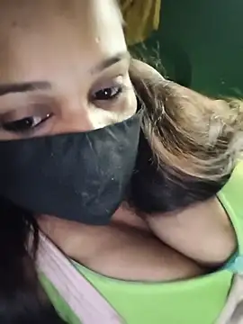 V-Hot-Suity online show from August 5, 10:33 pm