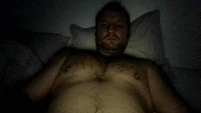 Snapshot of Tommyzzzzzz chatting on December 14, 9:14 am Tommyzzzzzz online show from December 14, 9:14 am