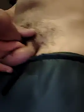 Snapshot of Crilea chatting on February 17, 1:35 am Crilea online show from February 17, 1:35 am