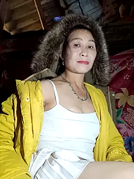 Snapshot of witch-xx chatting on February 21, 3:51 am witch-xx online show from February 21, 3:51 am