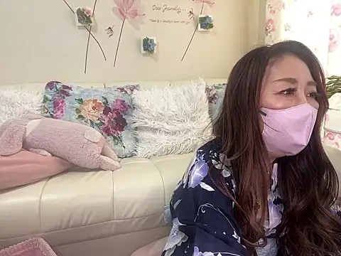 Snapshot of Nokaze-LOVE chatting on February 6, 6:51 am Nokaze-LOVE online show from February 6, 6:51 am