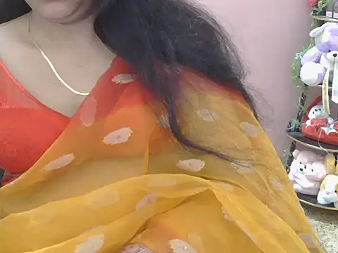 Cute Sheetal online show from February 22, 1:31 pm