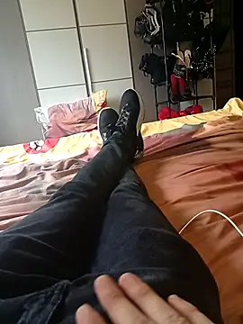 LASCHIAVA6TV72 online show from March 1, 2:30 pm