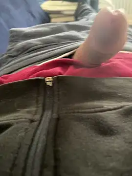 Snapshot of ManuelCervantes1972 chatting on February 19, 1:51 pm ManuelCervantes1972 online show from February 19, 1:51 pm