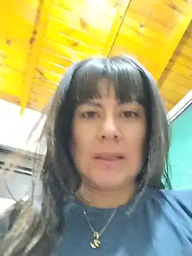Snapshot of Lyonette_reading1 chatting on May 16, 8:44 am Lyonette reading1 online show from May 16, 8:44 am