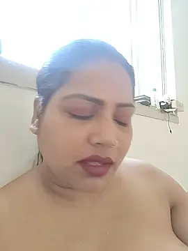 Snapshot of Indian_AngelPriyanka123 chatting on May 13, 1:14 am Indian AngelPriyanka123 online show from May 13, 1:14 am