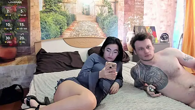  littleangie  online show from April 10, 1:33 am