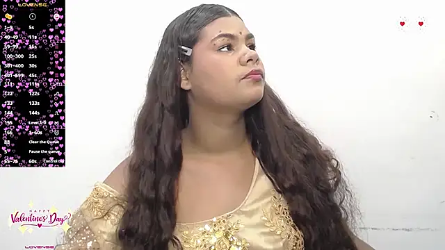 yaazhinii online show from February 12, 11:38 am