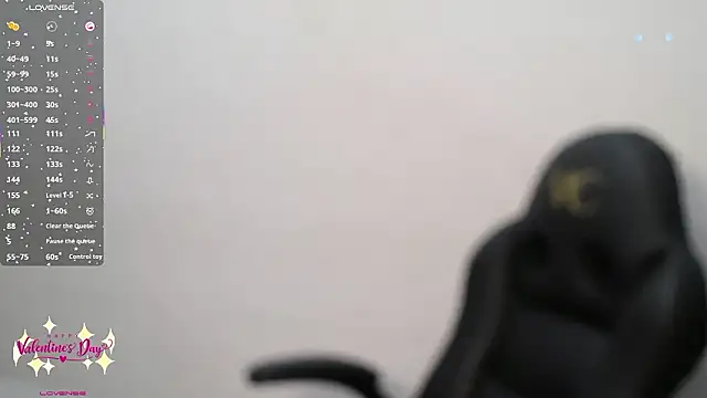 yaazhinii online show from February 13, 1:18 pm