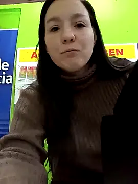 Snapshot of Beesametoda chatting on April 29, 1:37 pm Beesametoda online show from April 29, 1:37 pm
