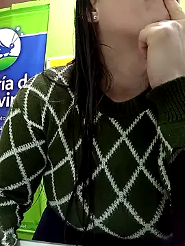 Snapshot of Beesametoda chatting on May 5, 6:38 pm Beesametoda online show from May 5, 6:38 pm