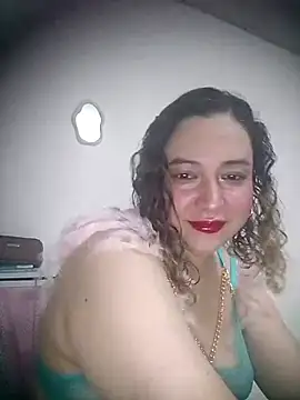 Snapshot of Nyssa_Coil chatting on February 11, 3:55 am Nyssa Coil online show from February 11, 3:55 am