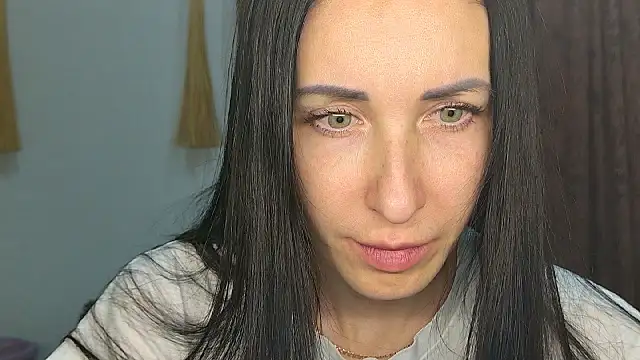 Snapshot of Poorlamb911 chatting on February 6, 6:33 pm Poorlamb911 online show from February 6, 6:33 pm