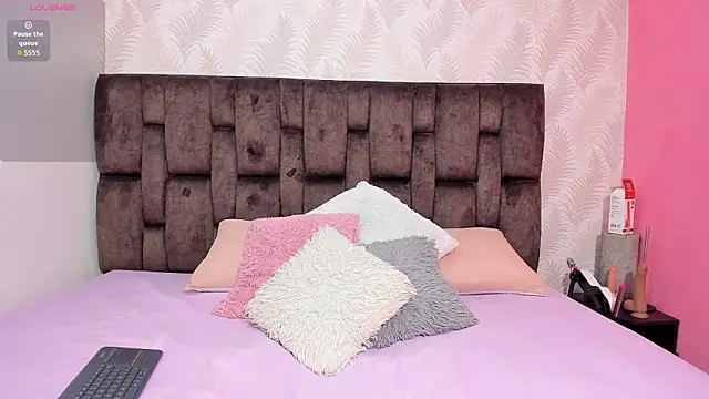 Snapshot of Kataleya_Lopezz chatting on March 1, 1:35 pm Kataleya Lopezz online show from March 1, 1:35 pm