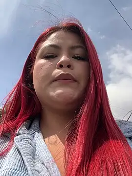 Snapshot of Lia-Moon77 chatting on February 10, 6:34 pm Lia-Moon77 online show from February 10, 6:34 pm