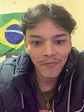 Snapshot of seucasal chatting on June 18, 7:51 pm seucasal online show from June 18, 7:51 pm