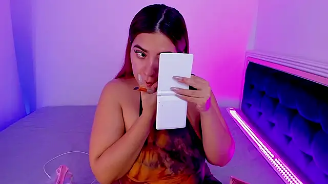 Snapshot of Angelica__Red chatting on February 16, 2:02 pm Angelica Red online show from February 16, 2:02 pm