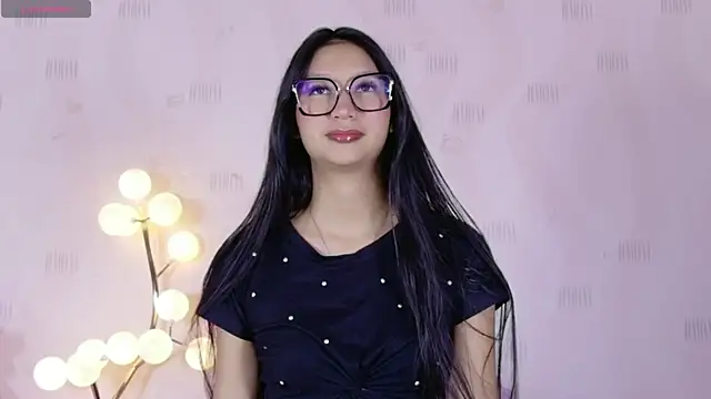 ThinPrincesss online show from June 4, 1:06 pm
