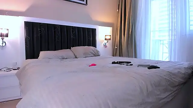 Snapshot of marrena_a chatting on February 23, 8:44 am marrena a online show from February 23, 8:44 am