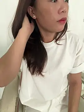 DoliceGirl2k online show from July 11, 5:43 am