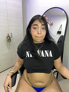 Snapshot of big_booty_girl chatting on February 22, 1:18 am big booty girl online show from February 22, 1:18 am