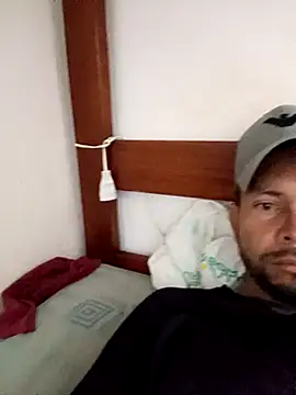 Snapshot of Branquinho-k chatting on February 7, 11:47 am Branquinho-k online show from February 7, 11:47 am