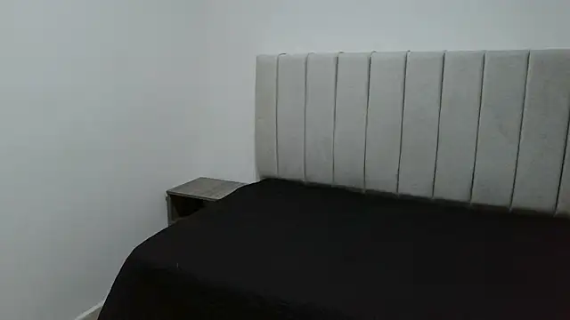 Snapshot of Fideo11Hot chatting on February 8, 9:07 pm Fideo11Hot online show from February 8, 9:07 pm