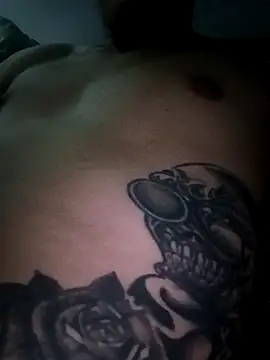 Snapshot of elvaquero06 chatting on February 5, 7:35 am elvaquero06 online show from February 5, 7:35 am