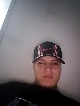 Snapshot of elvaquero06 chatting on February 13, 11:12 pm elvaquero06 online show from February 13, 11:12 pm