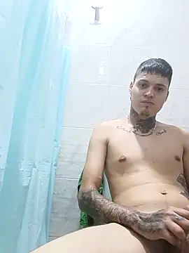 Snapshot of elvaquero06 chatting on April 15, 12:50 am elvaquero06 online show from April 15, 12:50 am