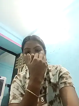 Snapshot of hotcoolcool2 chatting on March 14, 12:32 pm hotcoolcool2 online show from March 14, 12:32 pm