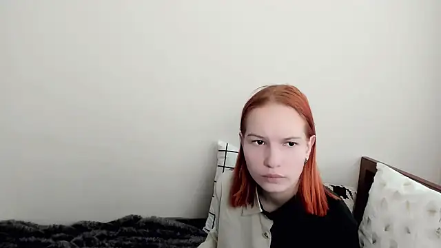 Snapshot of Vedime chatting on February 9, 8:18 am Vedime online show from February 9, 8:18 am