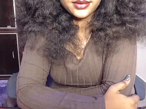 Snapshot of VixenNandhu chatting on April 30, 7:42 pm VixenNandhu online show from April 30, 7:42 pm