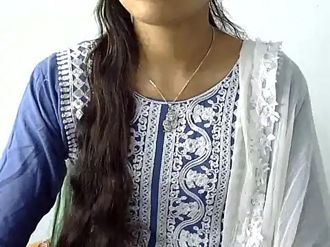 Snapshot of Mehaak_ chatting on February 11, 7:02 am Mehaak online show from February 11, 7:02 am