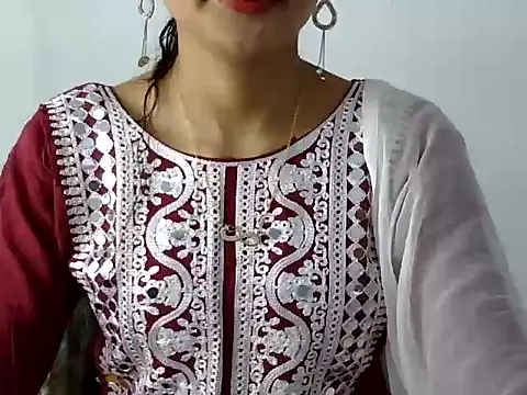 Snapshot of Mehaak_ chatting on February 15, 5:37 am Mehaak online show from February 15, 5:37 am