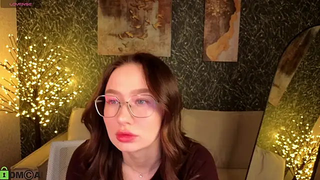  Kiki angel  online show from February 19, 1:45 am