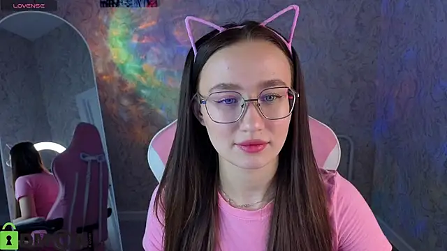  Kiki angel  online show from March 11, 9:37 am