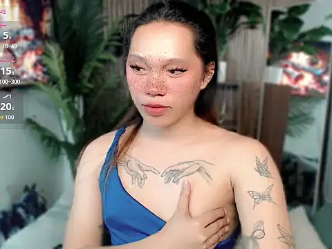 Kelly Mckinney online show from February 5, 3:05 pm