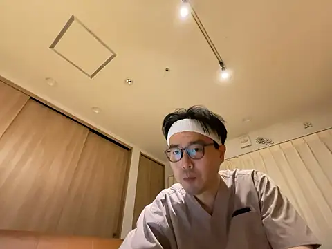 shizuku-kun211 online show from July 24, 12:14 pm