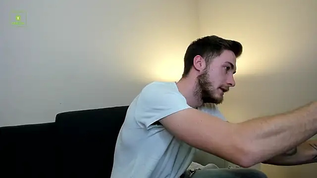 Snapshot of Harvey_Wiliams chatting on February 14, 6:54 am Harvey Wiliams online show from February 14, 6:54 am