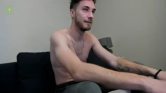 Snapshot of Harvey_Wiliams chatting on February 22, 6:24 am Harvey Wiliams online show from February 22, 6:24 am