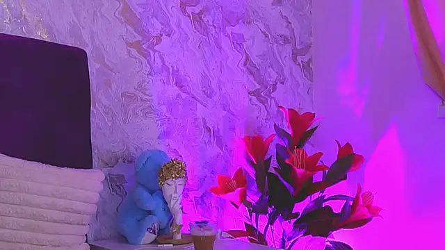 EllinaNuria online show from April 30, 4:08 am