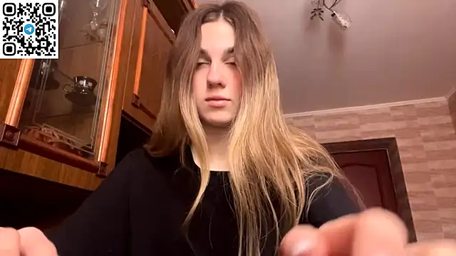 Snapshot of LovelySilk_63 chatting on February 23, 8:55 am LovelySilk 63 online show from February 23, 8:55 am