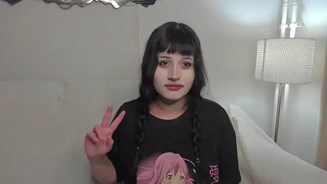 Snapshot of Maxi_mia_1 chatting on February 7, 4:27 am Maxi mia 1 online show from February 7, 4:27 am