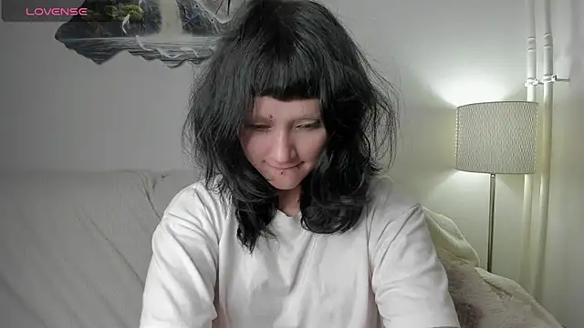 Snapshot of Maxi_mia_1 chatting on May 12, 9:23 pm Maxi mia 1 online show from May 12, 9:23 pm